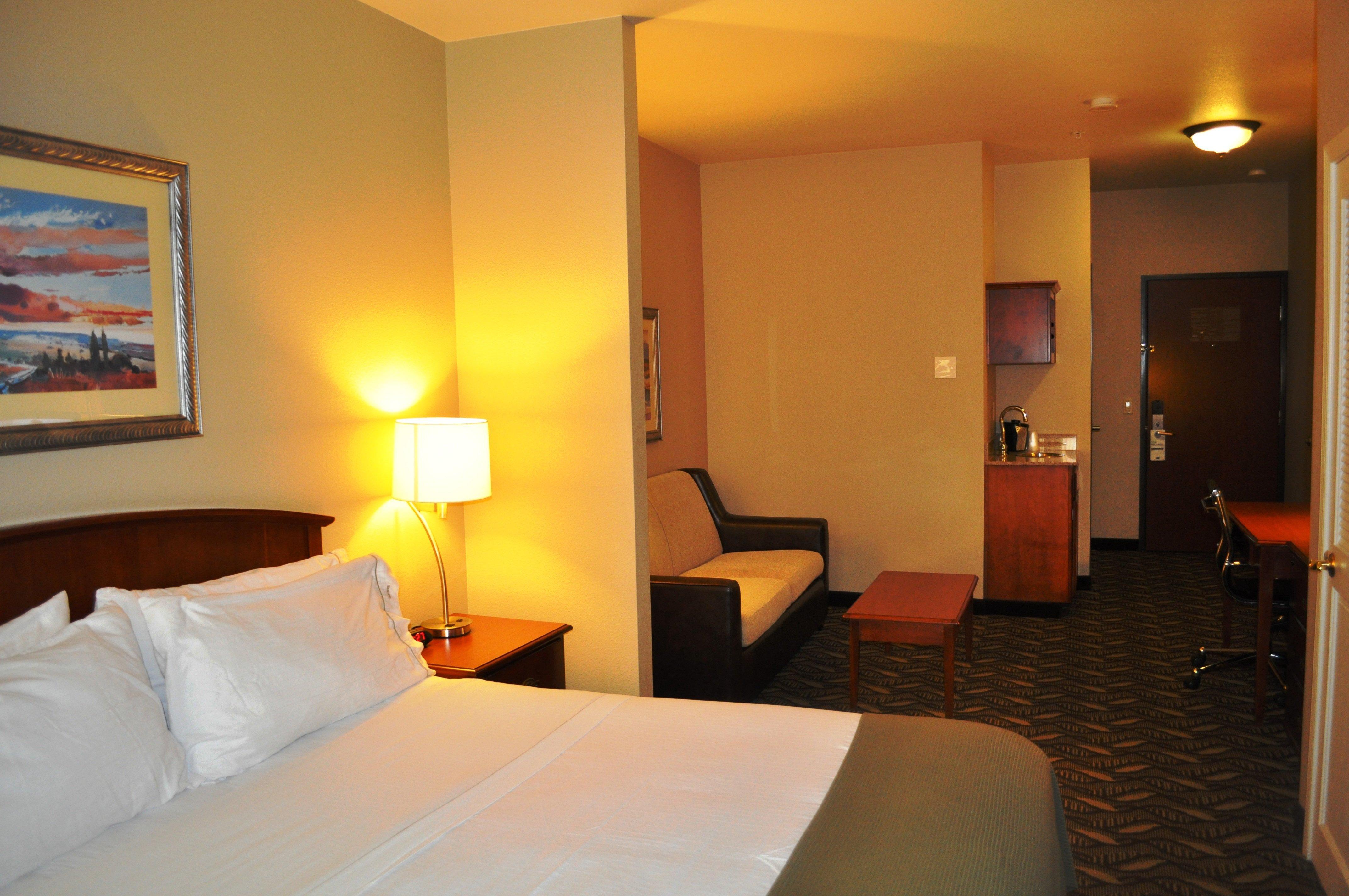 Holiday Inn Express- West Sacramento By Ihg Exterior photo