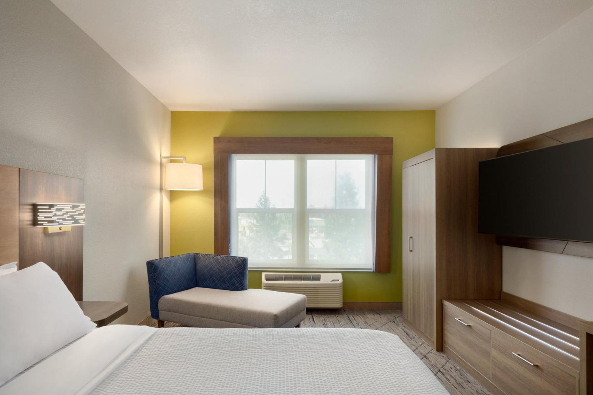 Holiday Inn Express- West Sacramento By Ihg Exterior photo