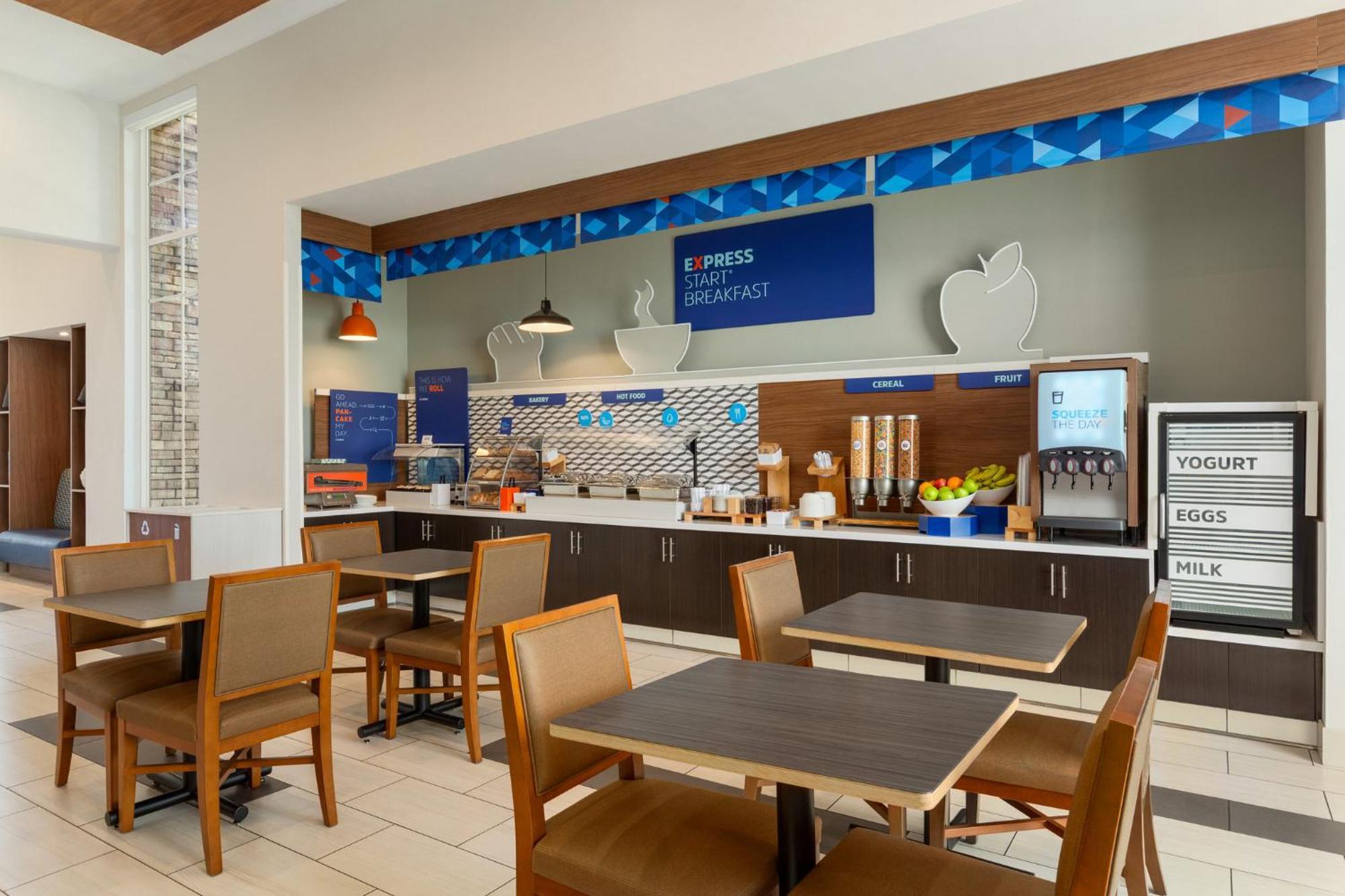 Holiday Inn Express- West Sacramento By Ihg Exterior photo